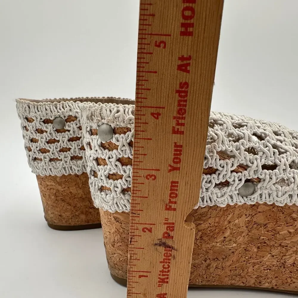 Lucky Brand Macrame Upper Cork Boho Wedge Sandals Womens Size 8.5 Ivory
